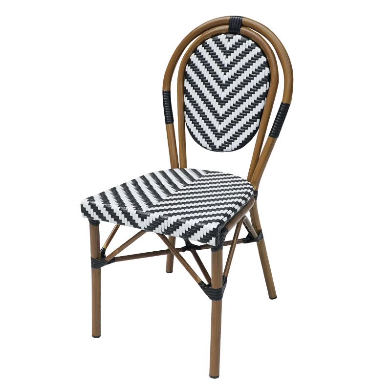 Outdoor Furniture Table And Chairs - Conjunto de móveis para exterior, cadeira
